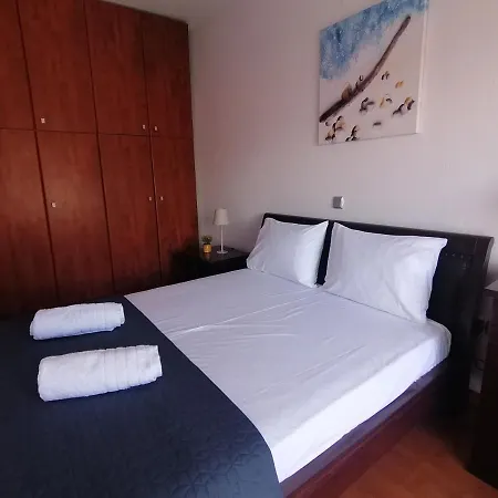 Native Living Case de vacanță Polychrono