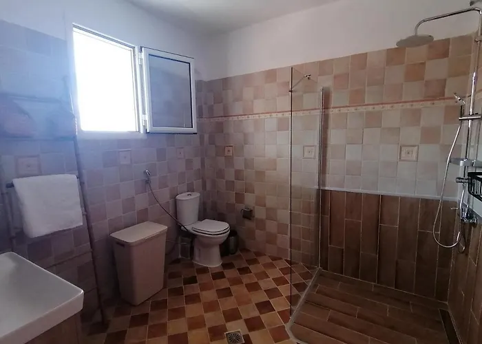 Дом отдыха Native Living Полихроно